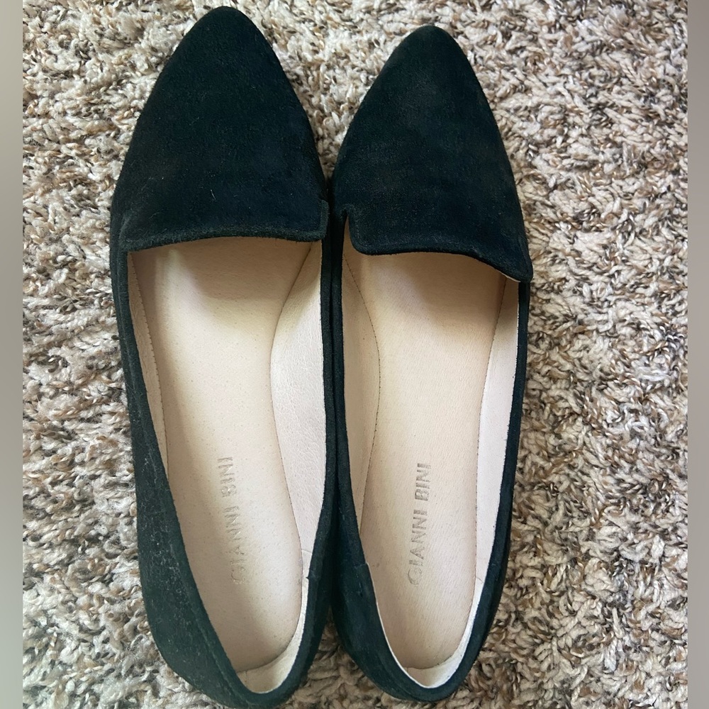 Gianni Bini Suede Black flats